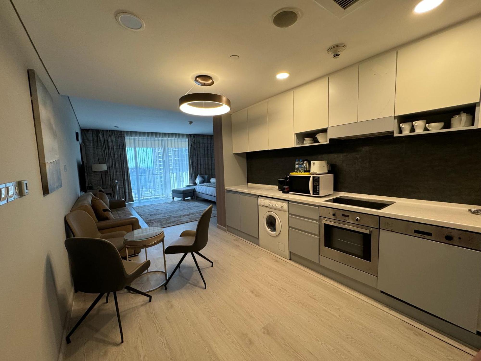 Superhost Emaar Residences Fashion Avenue - Address Mall *